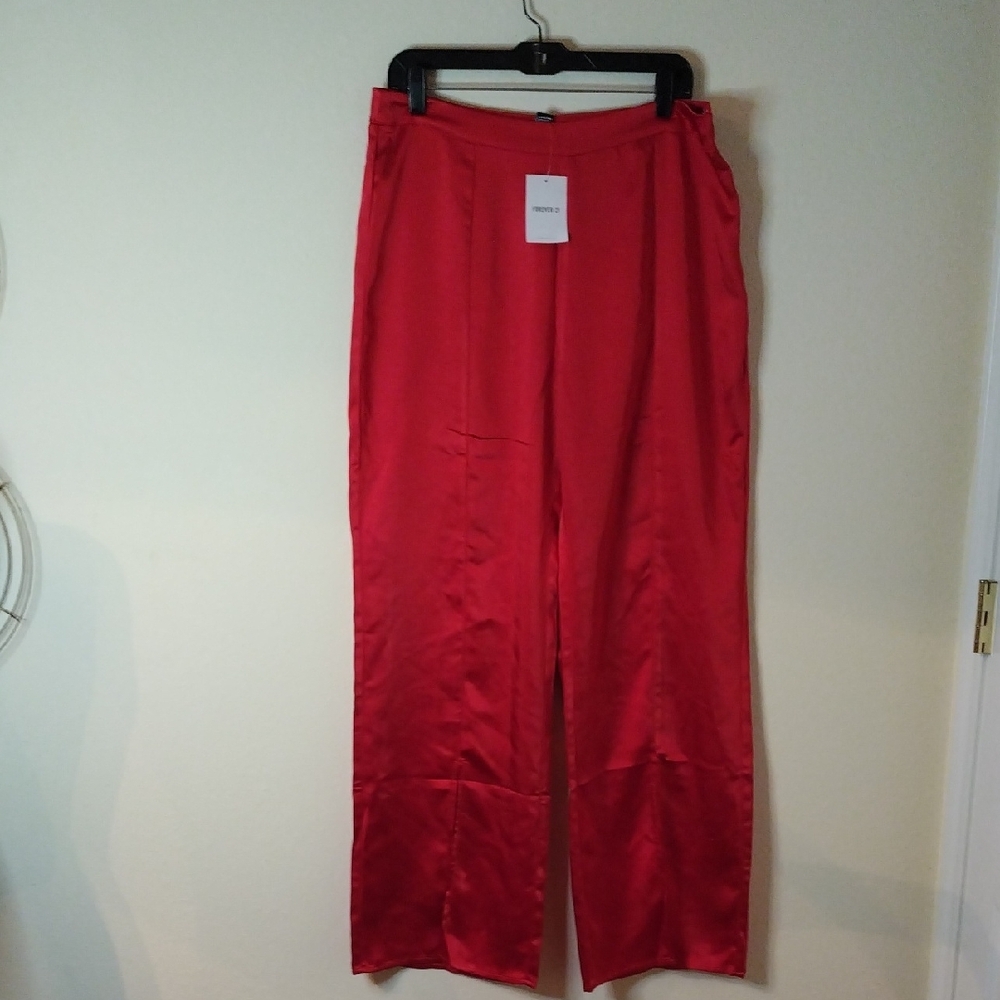 Forever 21 Red Wide Leg Pants With Front Bottom Leg Slit Size XL